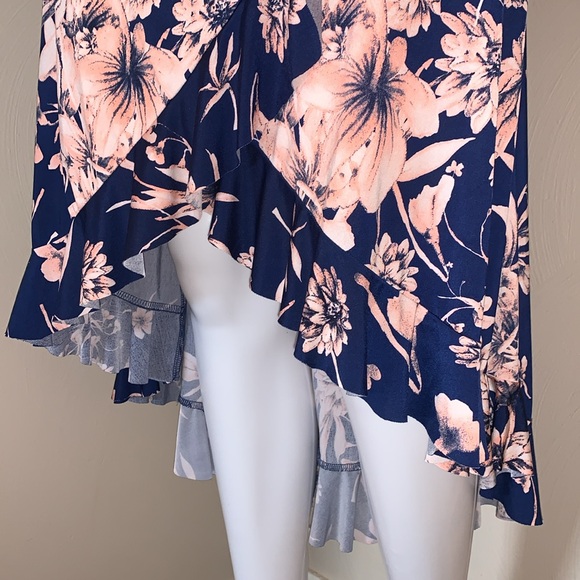 Venus- Floral Print Wrap Dress, SZ LG - Picture 4 of 7